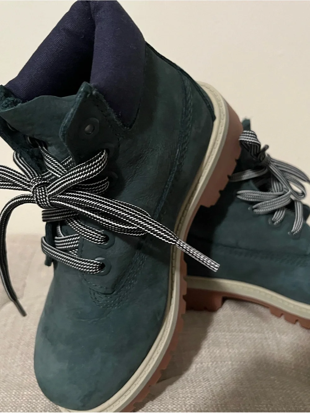 Timberland Kids Dark Green Nubuck Lace-Up Boots with Tan Soles